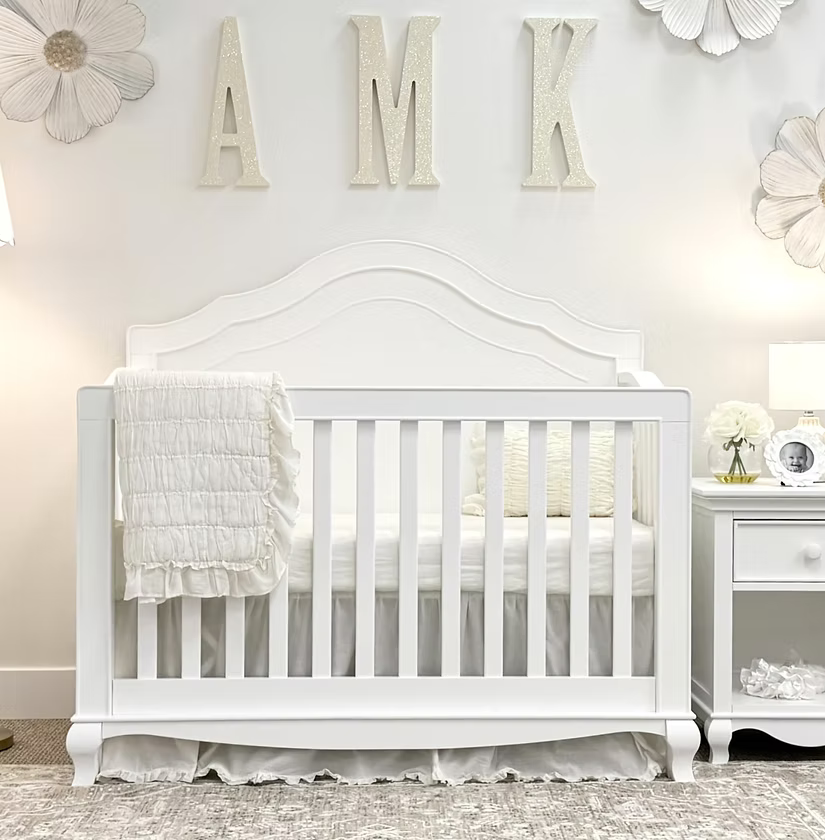 Cassie 4-in-1 Convertible Crib - Bright White