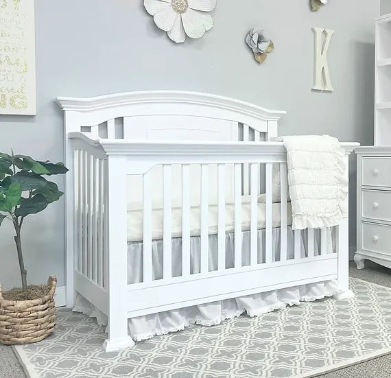 Jordan Convertible Curve Back Slat Crib - White