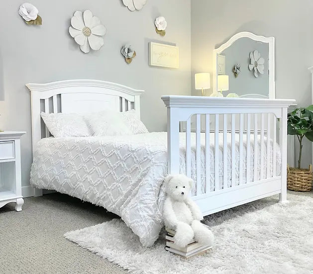 Jordan Convertible Curve Back Slat Crib - White