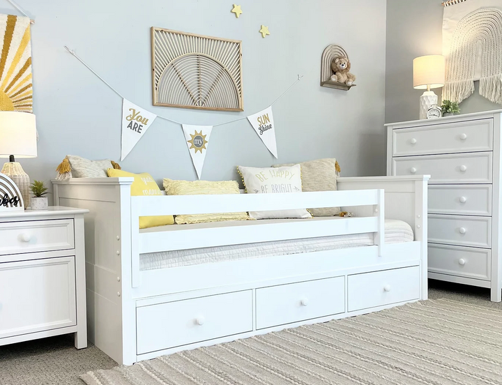 Beadboard Twin Daybed Bright White