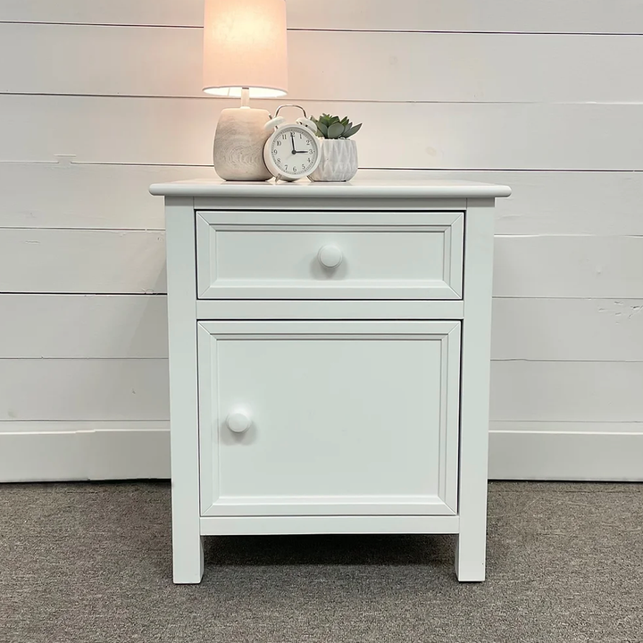 William Night Stand Bright White